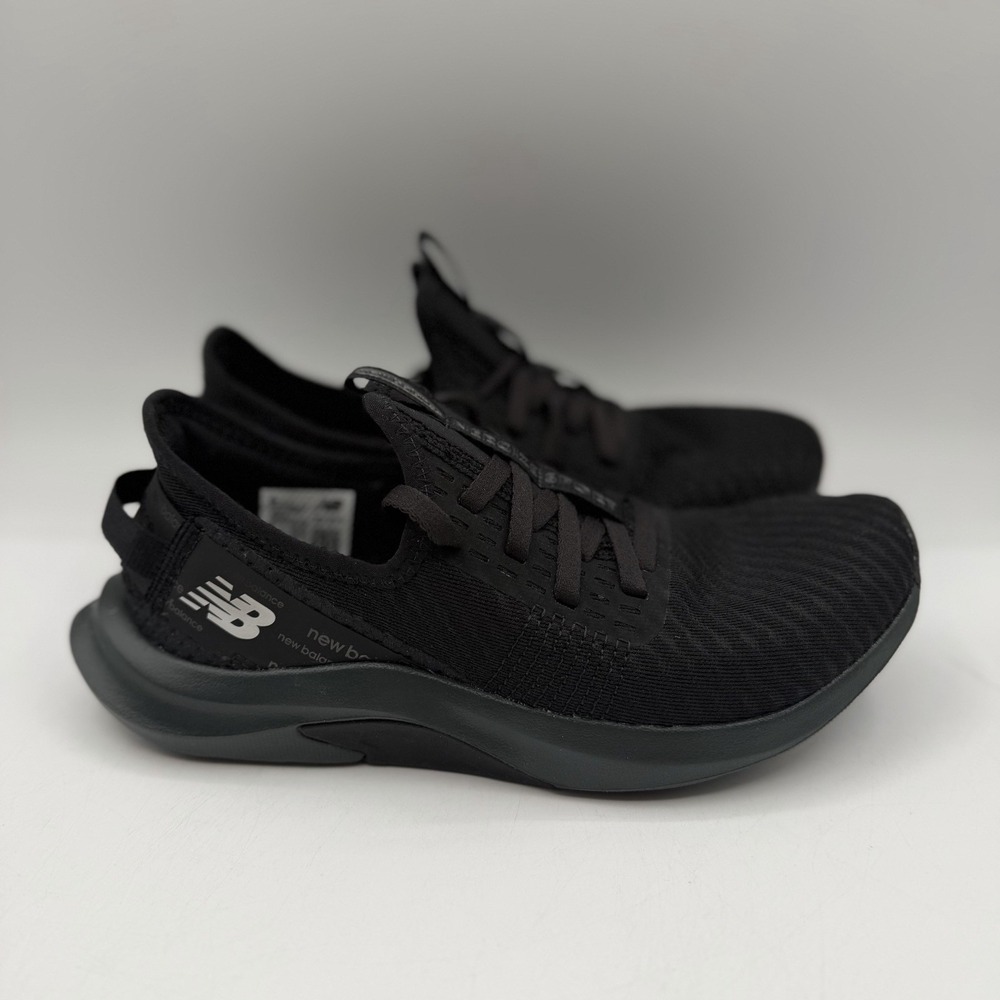 New Balance DynaSoft Nergize Sport V2 Running Shoes Womens Sz 6 B Black WNRGSLC2 - Picture 2 of 12